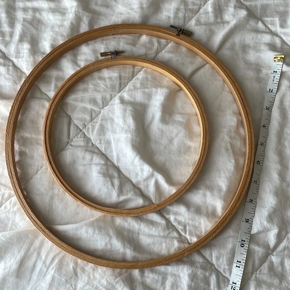 Wood circles for needle‎ point or cross stitch